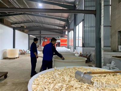 36吨泡菜遭遇断水危机，消防10吨驰援保生产